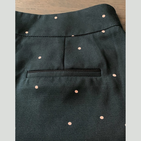 Zara | High-Waist Polka Dot Tailored Shorts - Picture 8 of 10